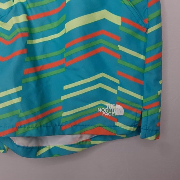 The North Face Kids Shorts - Picture 3 of 6